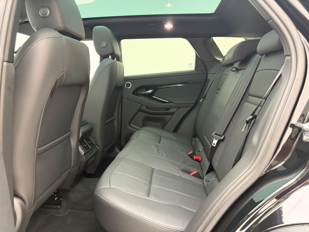 2026 Land Rover Range Rover Evoque
