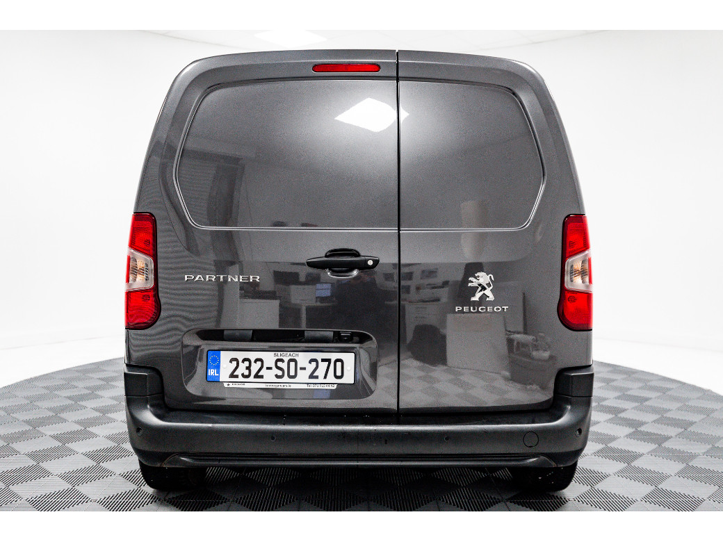2023 Peugeot Partner