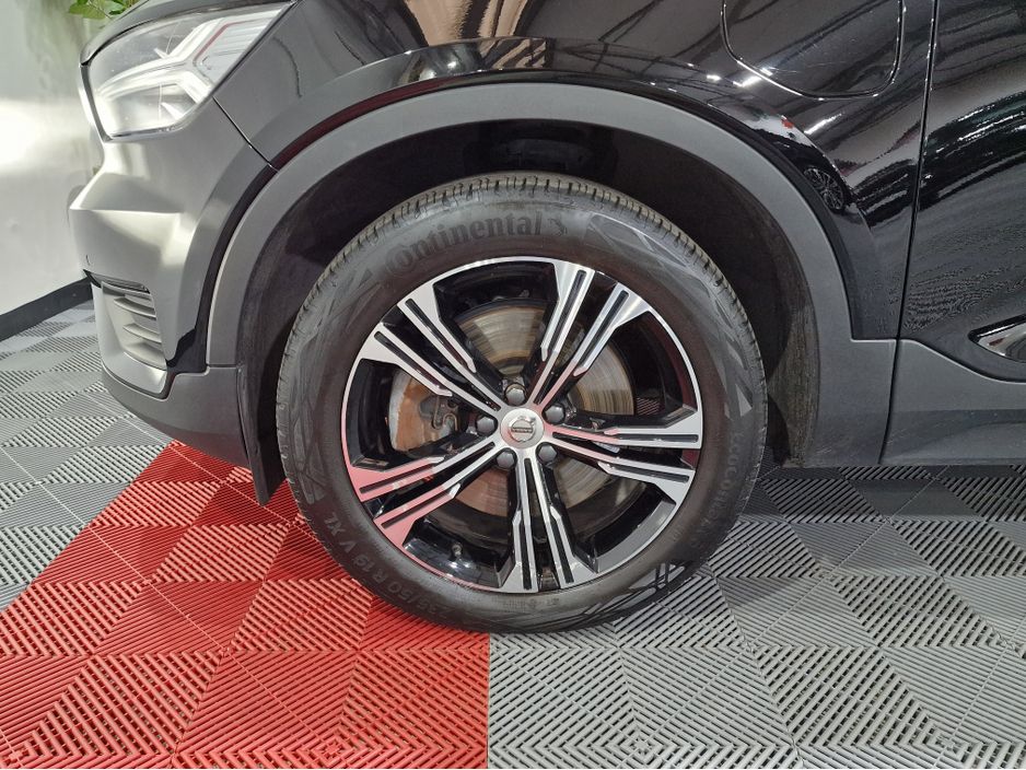 2022 Volvo XC40