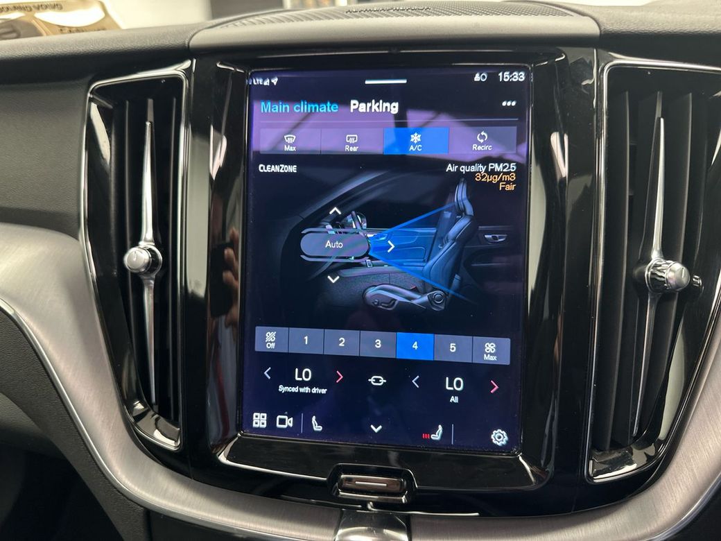 2022 Volvo XC60