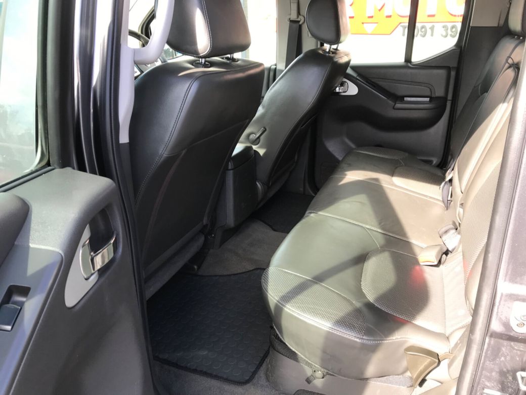 2015 Nissan Navara