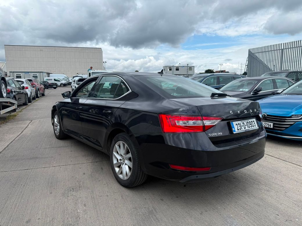 2023 Skoda Superb