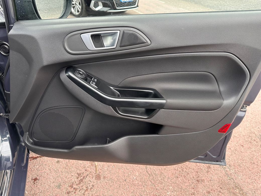 2015 Ford Fiesta