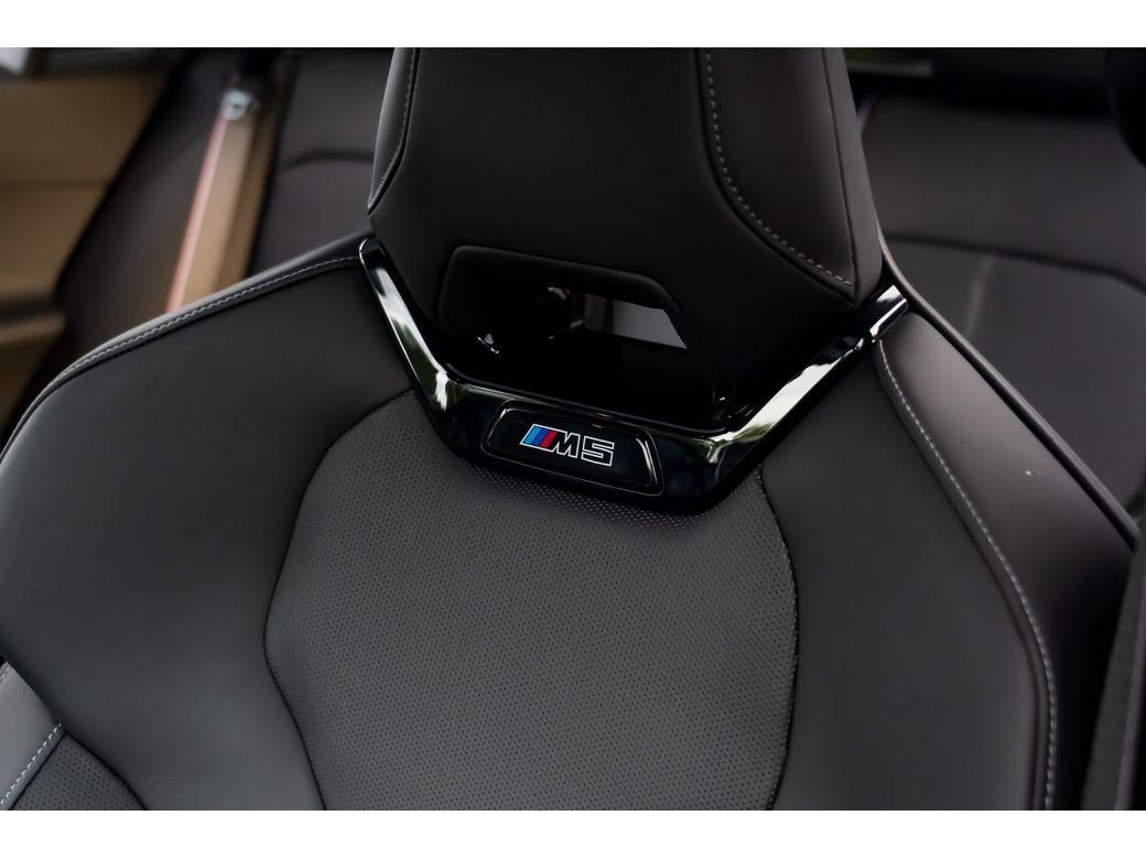 2026 BMW M5