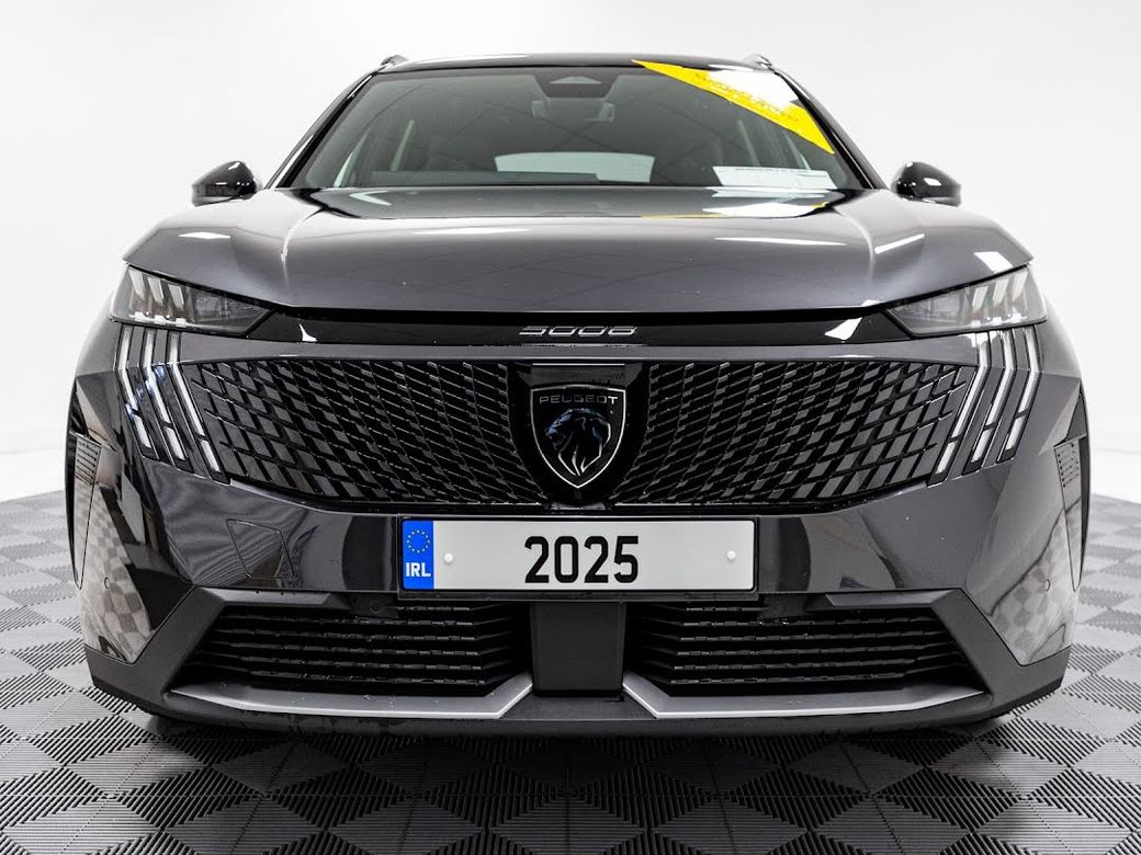 2025 Peugeot 5008