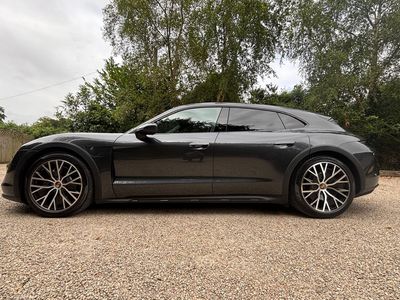 2022 Porsche Taycan