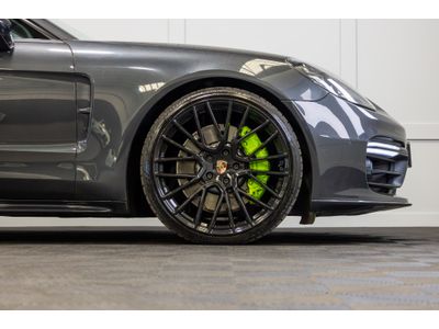 2018 Porsche Panamera