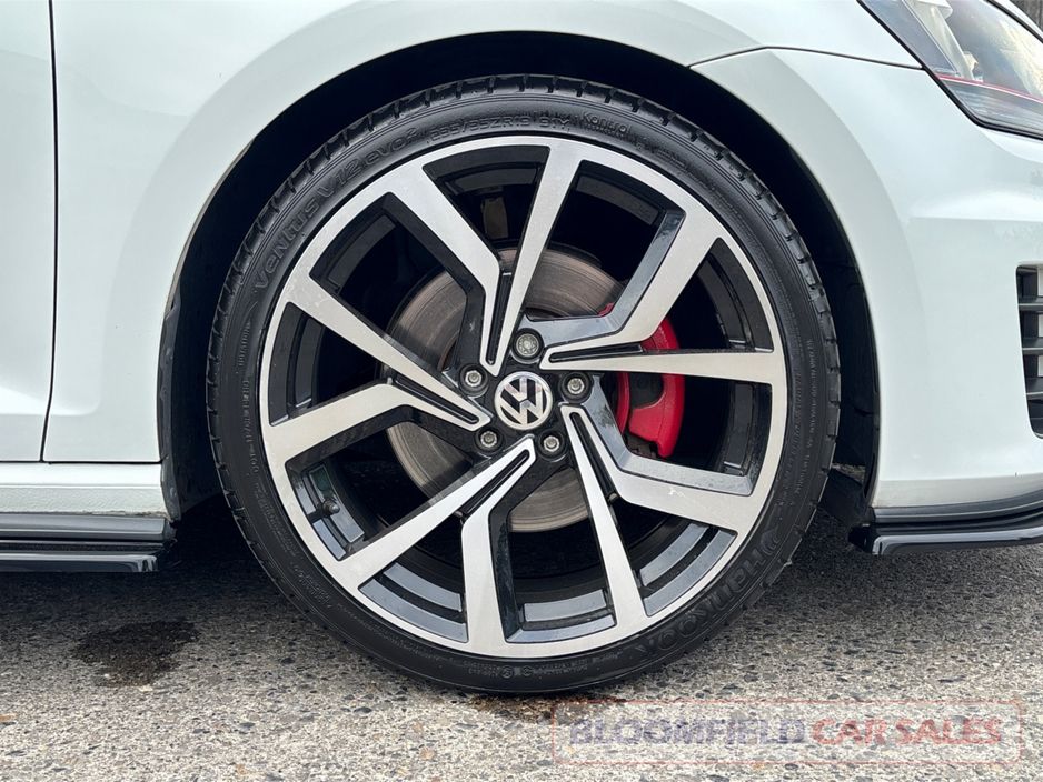 2017 Volkswagen Golf