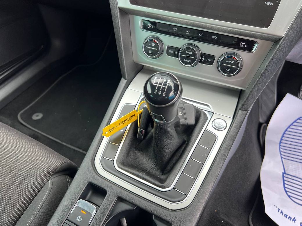 2019 Volkswagen Passat