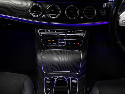 2020 Mercedes-Benz E 300