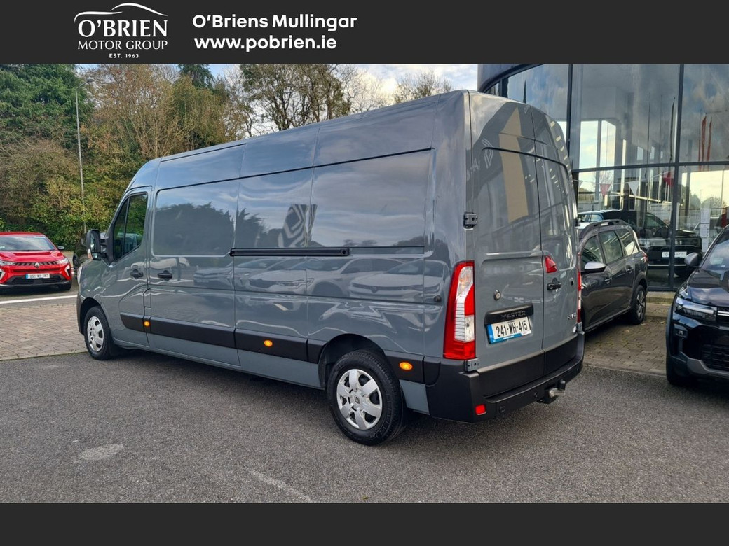 2024 Renault Master