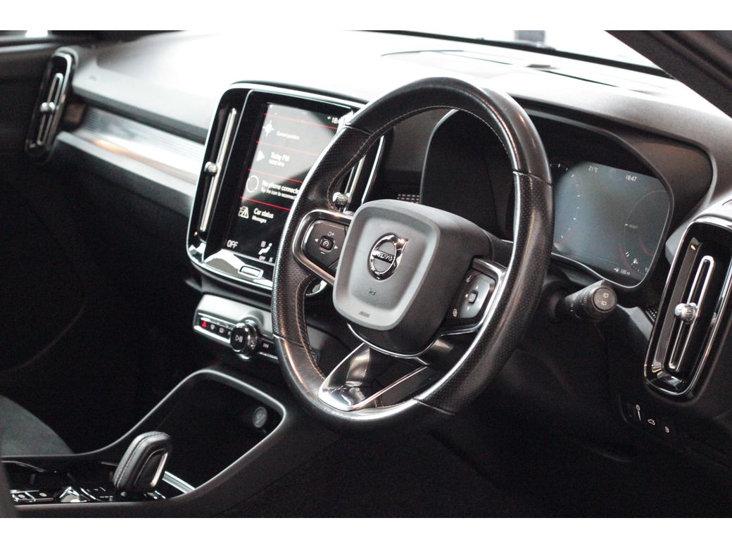 2021 Volvo XC40