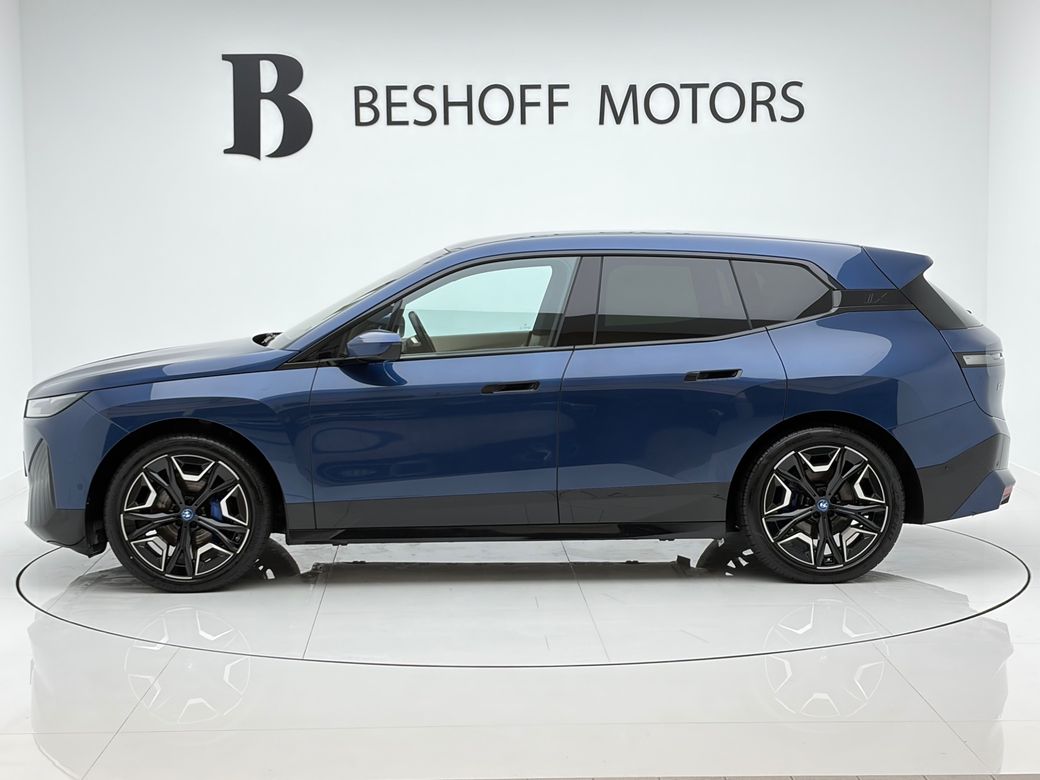 2023 BMW iX