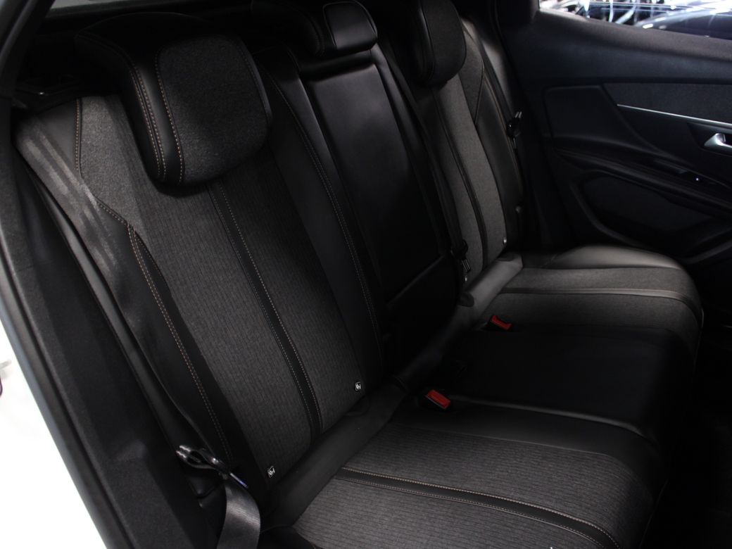 2018 Peugeot 3008