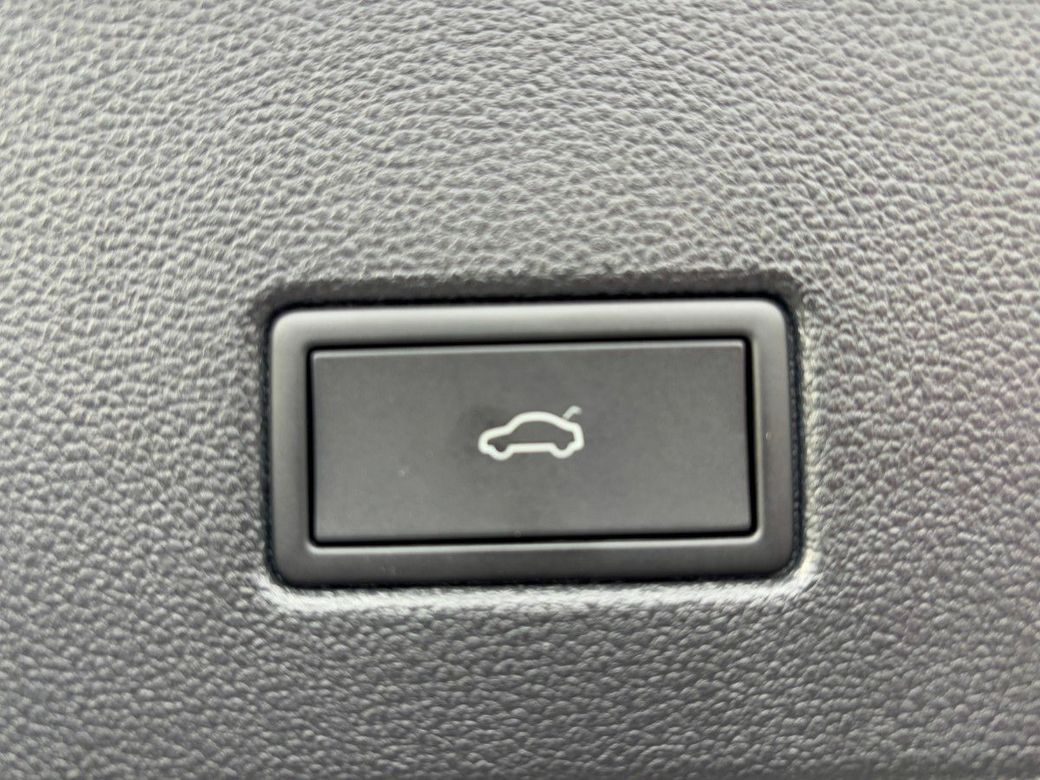 2023 Volkswagen T-Roc