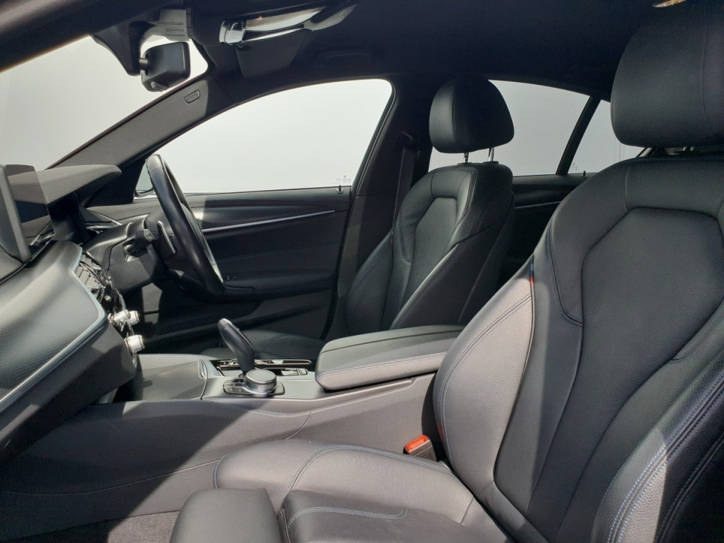 2023 BMW 5 Series