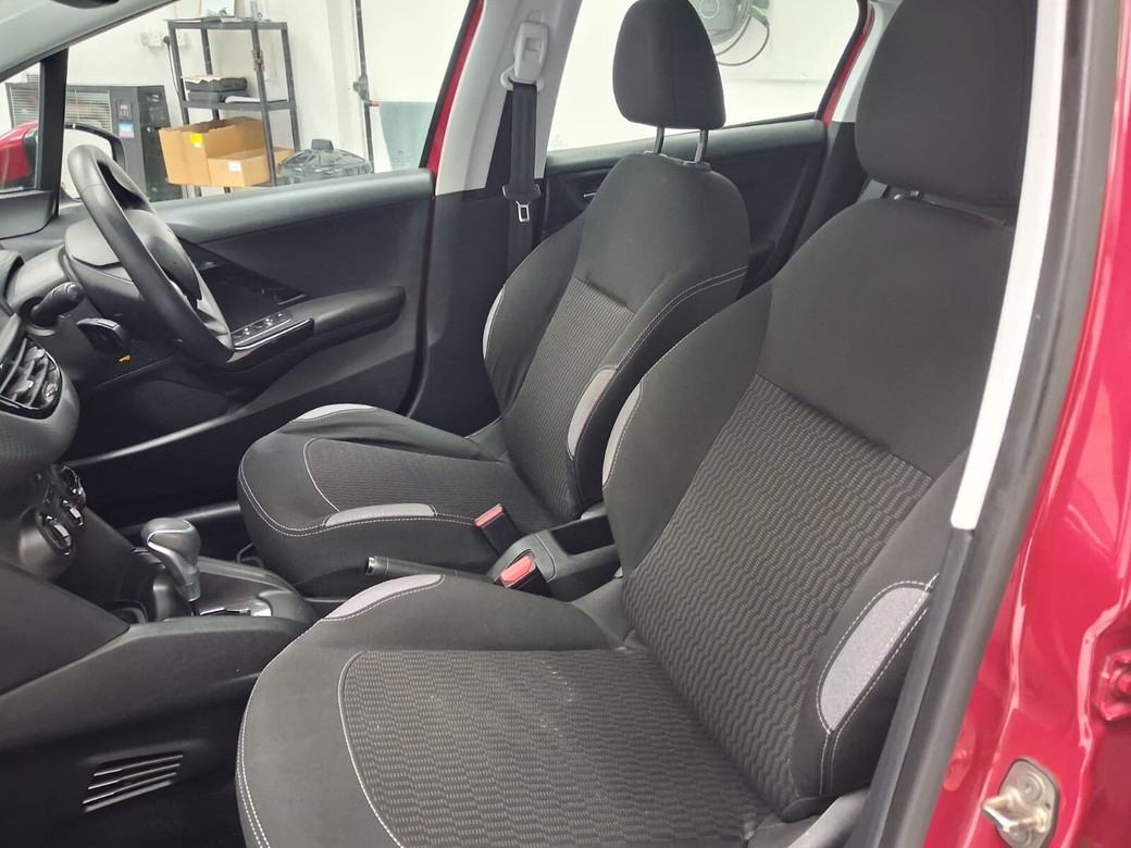 2016 Peugeot 208