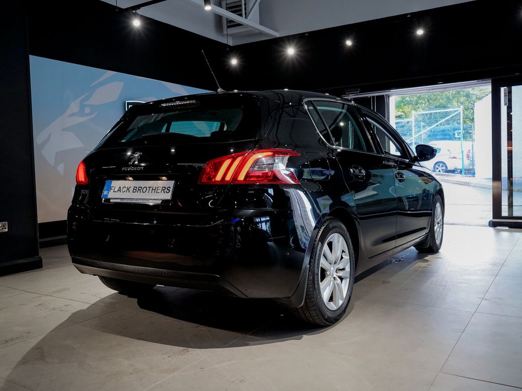2020 Peugeot 308