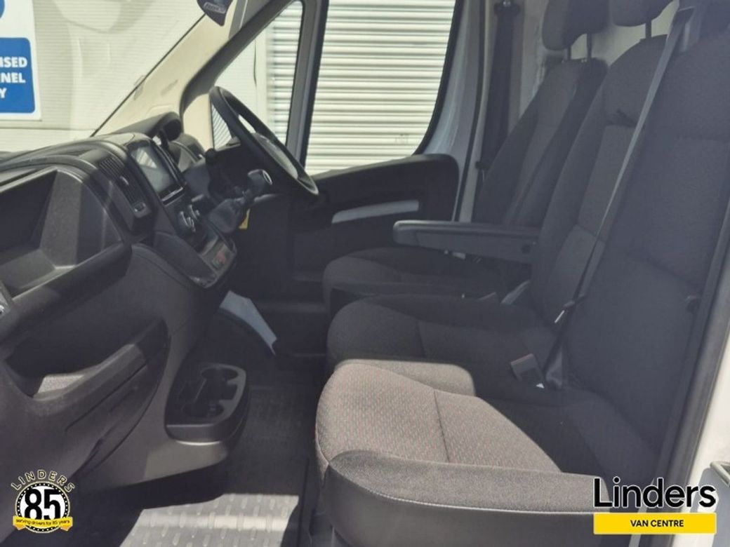 2023 Opel Movano