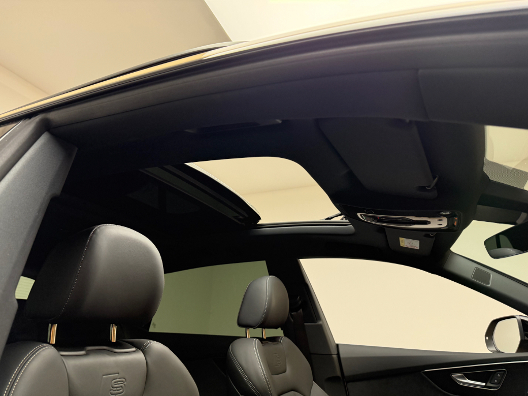 2025 Audi Q8