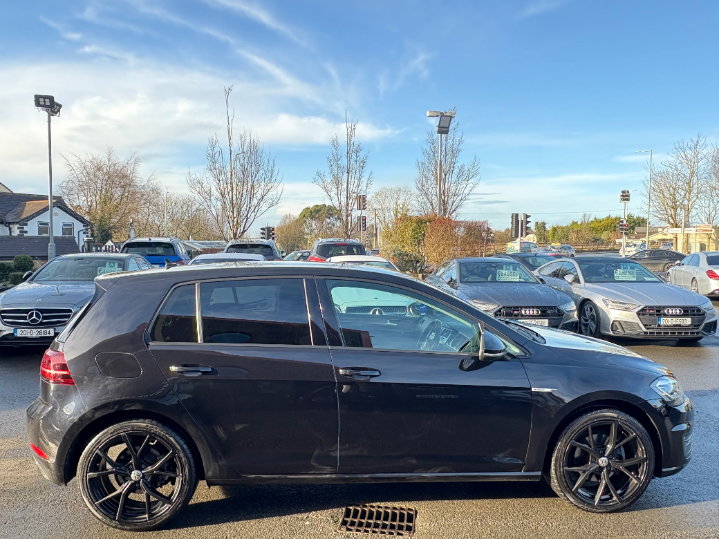 2020 Volkswagen E-Golf