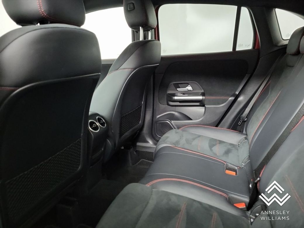 2023 Mercedes-Benz GLA Class