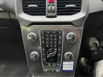 2015 Volvo V40