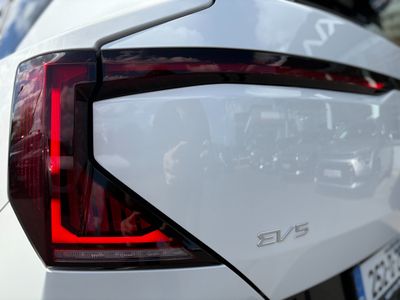 2025 Kia EV5