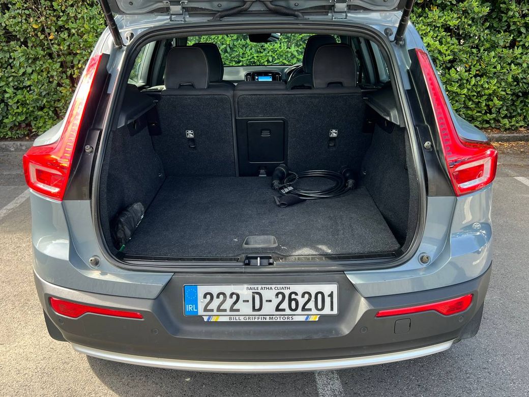 2022 Volvo XC40