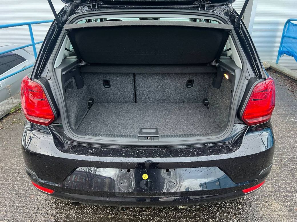 2017 Volkswagen Polo