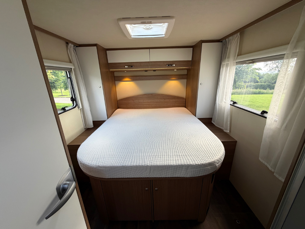 2018 CARADO  T449 LOW PROFILE L.H.D AUTO 