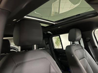 2025 Land Rover Defender