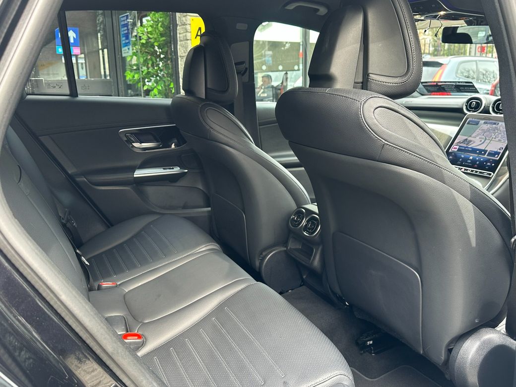 2023 Mercedes-Benz GLC Class