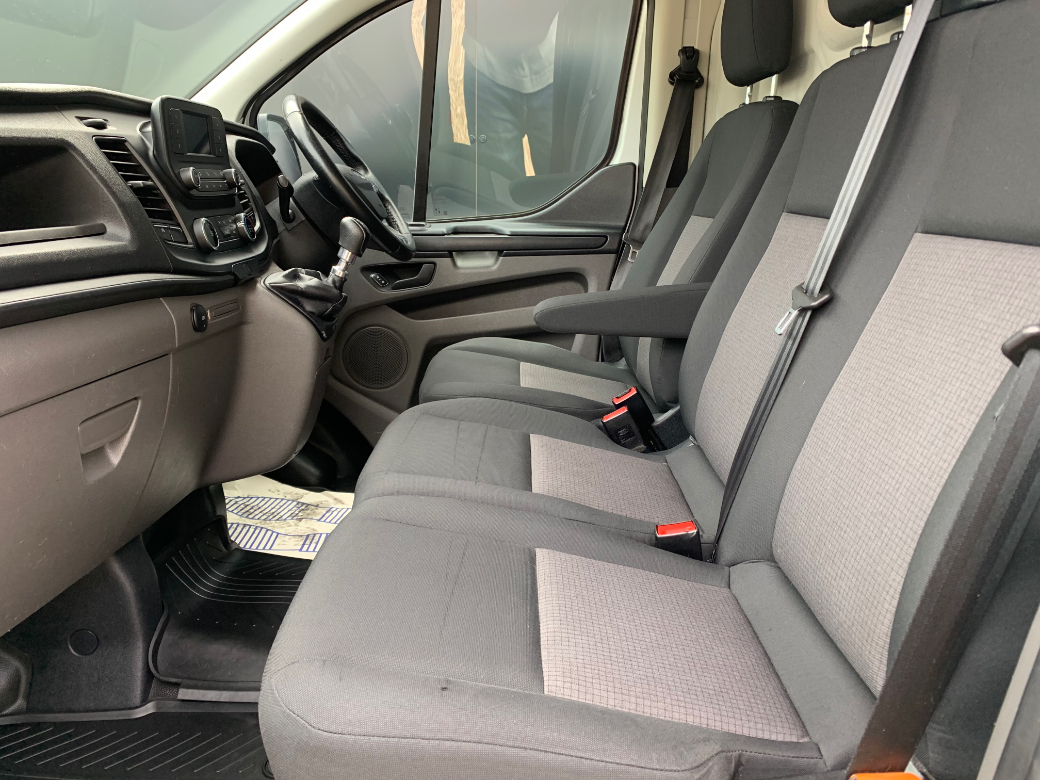 2022 Ford Transit Custom