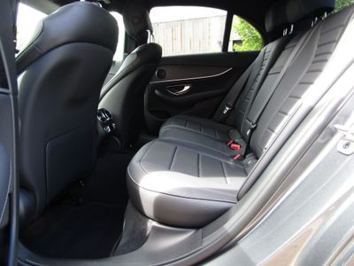 2022 Mercedes-Benz E 300