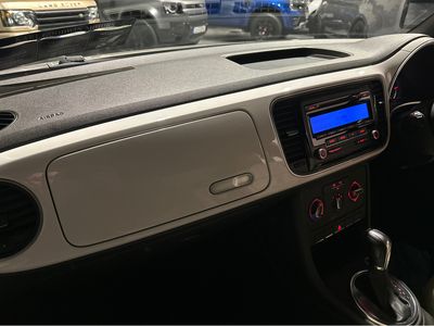 2013 Volkswagen Beetle