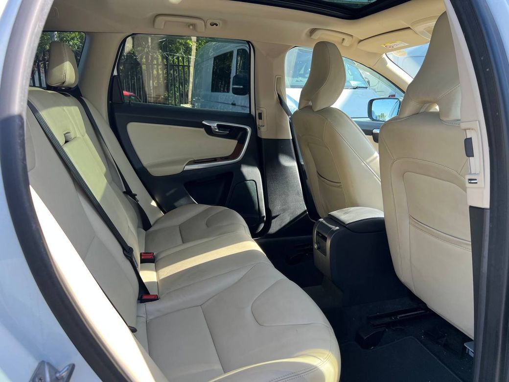 2017 Volvo XC60
