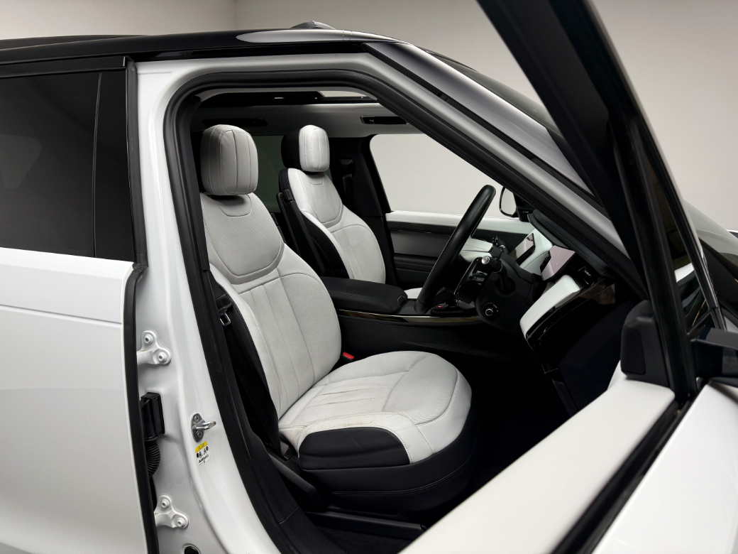 2023 Land Rover Range Rover Sport