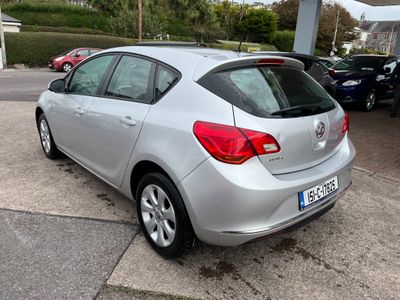 2015 Vauxhall Astra