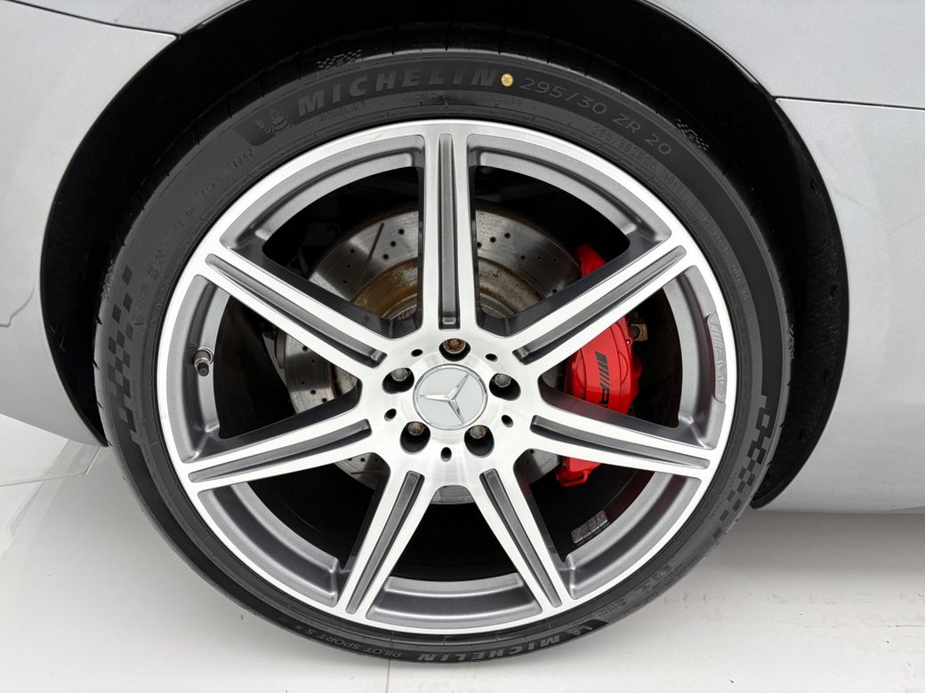 2011 Mercedes-Benz SLS