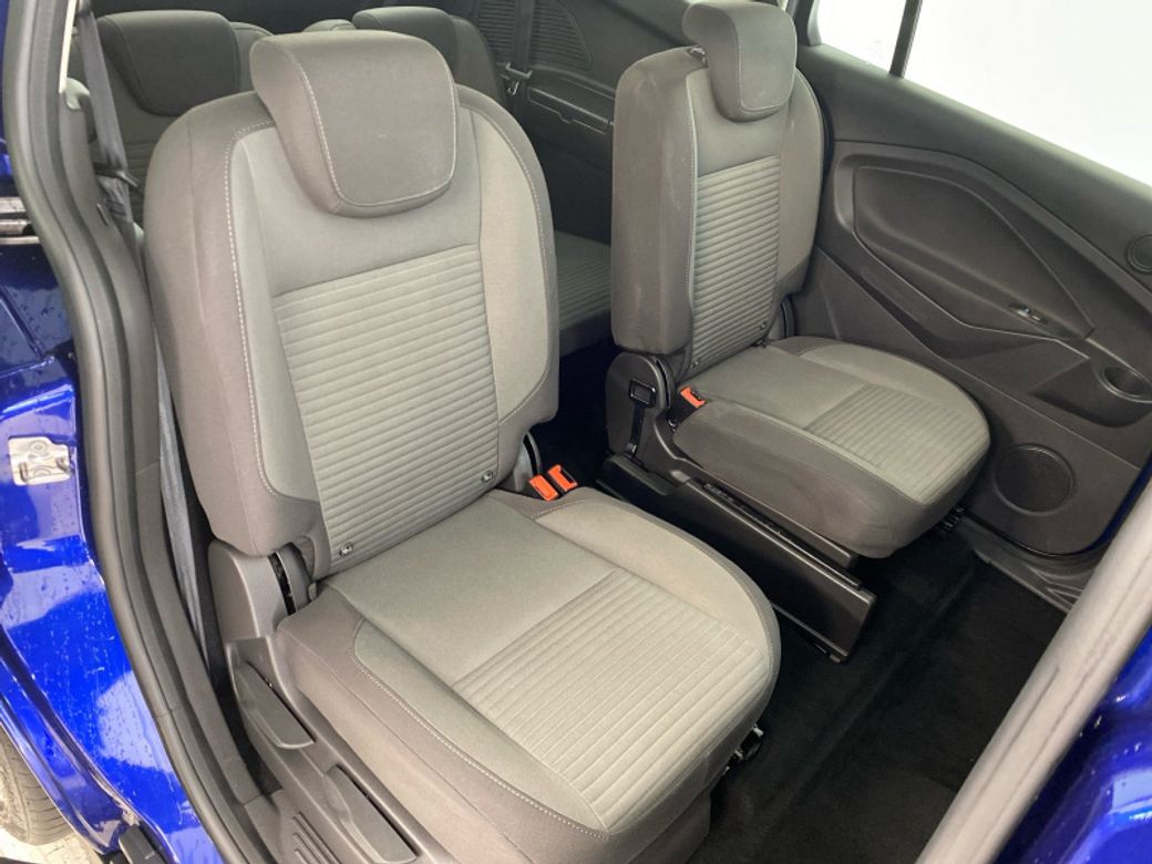 2018 Ford Grand C-Max
