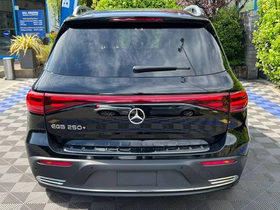 2025 Mercedes-Benz EQB