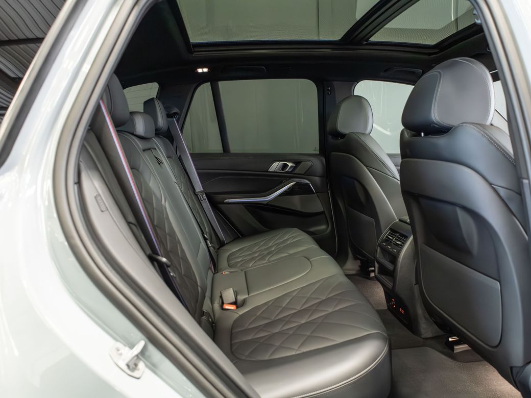 2025 BMW X5