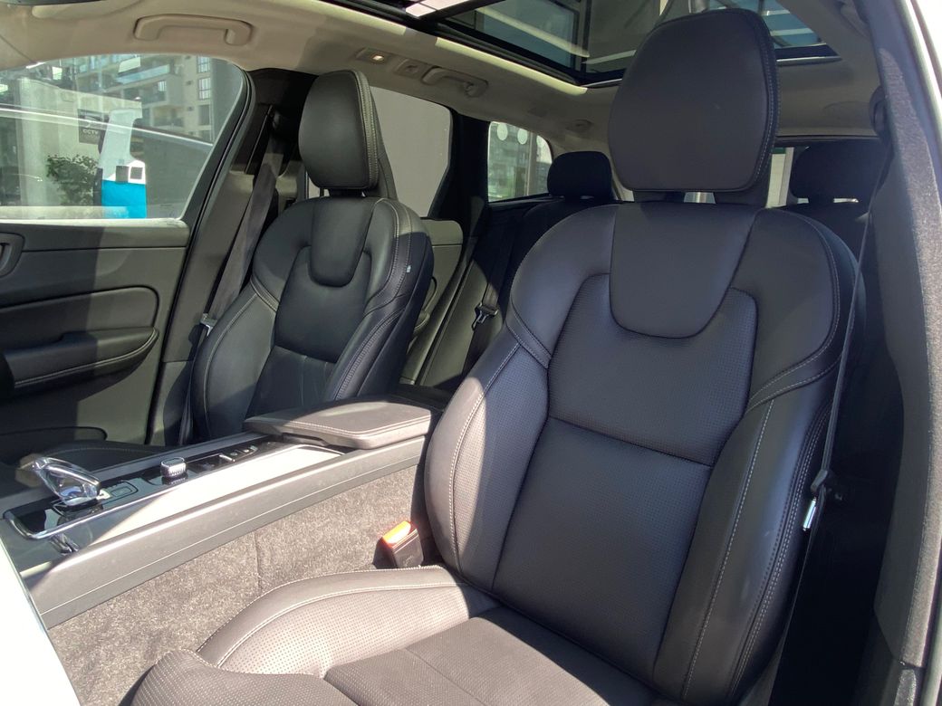 2025 Volvo XC60