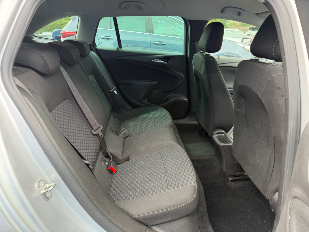 2018 Vauxhall Astra