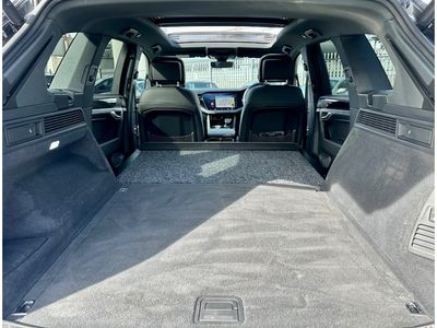 2025 Volkswagen Touareg