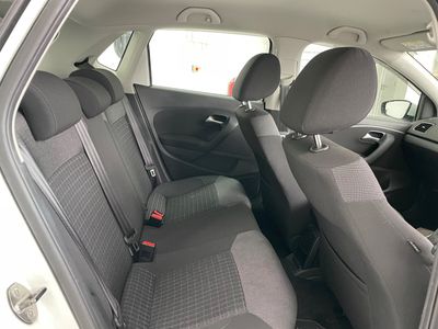 2017 Volkswagen Polo