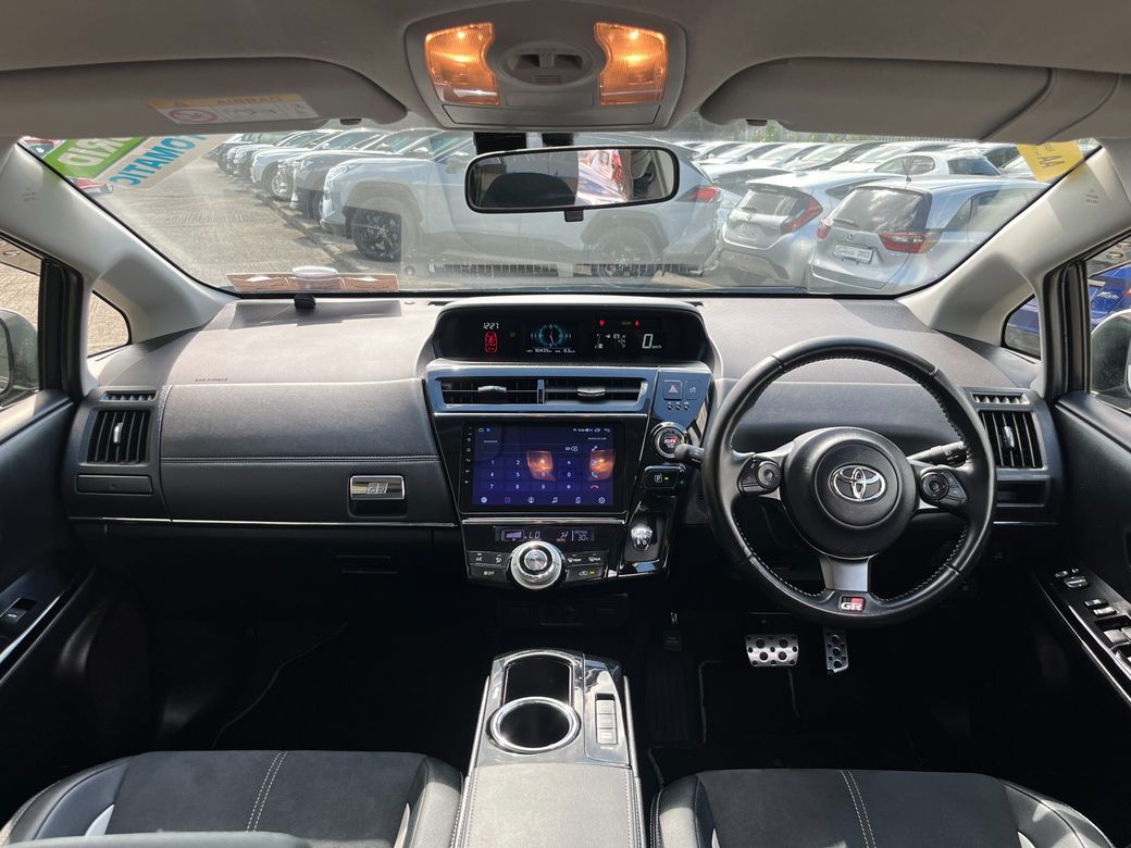 2020 Toyota Prius Alpha