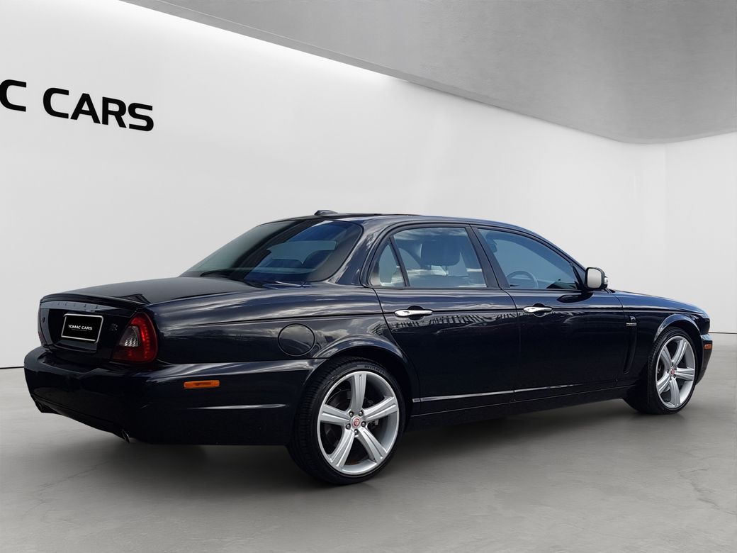 2008 Jaguar XJ