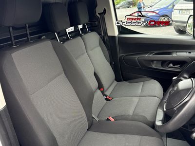 2023 Peugeot Partner